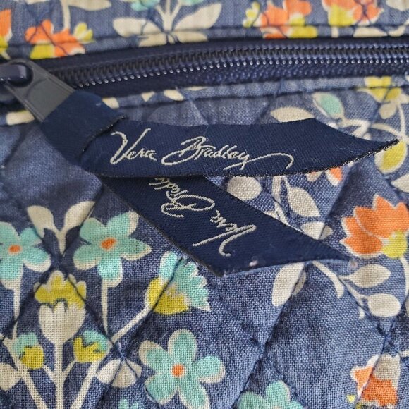 GUC Vera Bradley Chandelier Floral Wristlet Clutch Purse - Picture 5 of 5